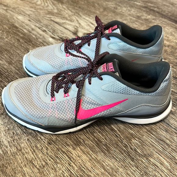 Women’s Nike Training Flex Trainer 5 Size 10 - Picture 1 of 10